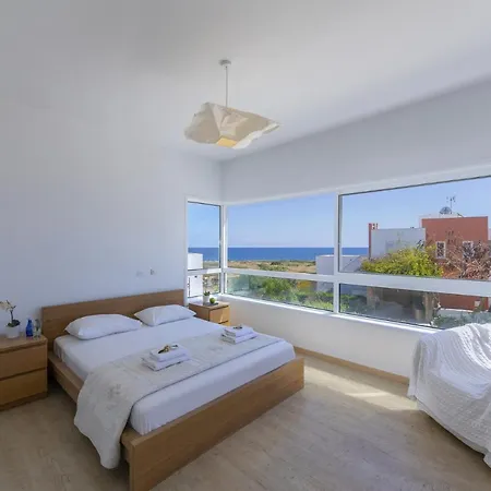 The Ultimate Guide To Renting Your Luxury 5 Bedroom Minutes From The Beach, 1530 *